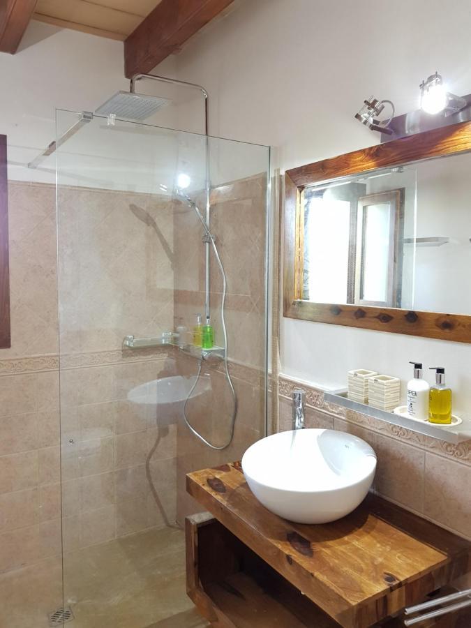 Villa Milagro - 3 Bedroom Finca Style Villa With Pool Near Golf Course/Beaches - Air Cond. Польєнса Екстер'єр фото