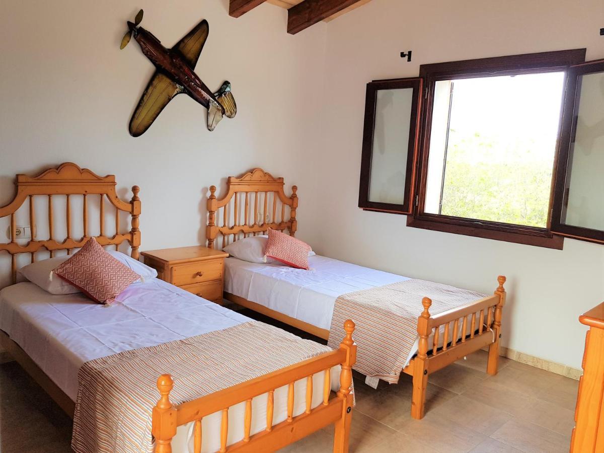 Villa Milagro - 3 Bedroom Finca Style Villa With Pool Near Golf Course/Beaches - Air Cond. Польєнса Екстер'єр фото